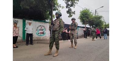 UNIDAD EDUCATIVA CARLOS POMERIO ZAMBRANO