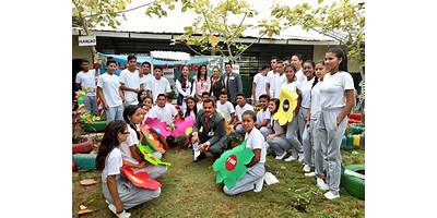 UNIDAD EDUCATIVA JUNQUILLAL