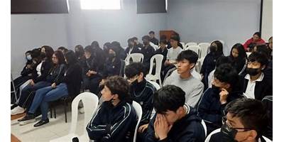 UNIDAD EDUCATIVA MUNICIPAL OSWALDO LOMBEYDA