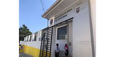 ESCUELA DE EDUCACION BASICA 3 DE DICIEMBRE