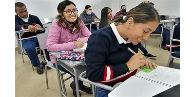 ESCUELA DE EDUCACION BASICA CIUDAD DE QUITO