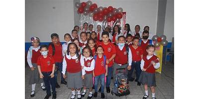 ESCUELA DE EDUCACION BASICA ESPIRITU SANTO