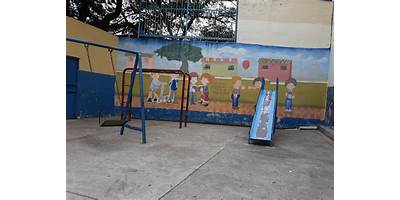 ESCUELA DE EDUCACION BASICA FISCAL CARLOS LUIS PLAZA DAÑIN