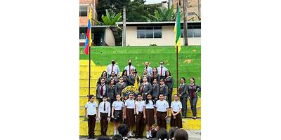 ESCUELA DE EDUCACIÓN BÁSICA FISCOMISIONAL SAN JOSE OBRERO
