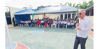 ESCUELA DE EDUCACIÓN BÁSICA LUCIANA CASTRO DE CUCALON