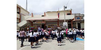 ESCUELA DE EDUCACIÓN BÁSICA MARÍA PIEDAD CASTILLO DE LEVÍ