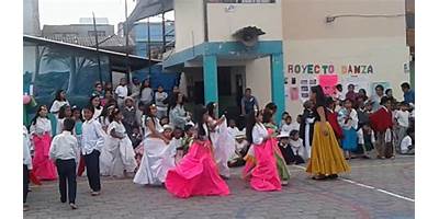 ESCUELA DE EDUCACION BASICA NAHIM ISAÍAS BARQUET