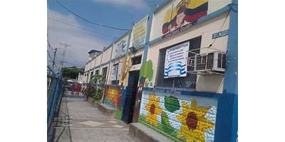 ESCUELA DE EDUCACION BASICA NUMA POMPILLO LLONA