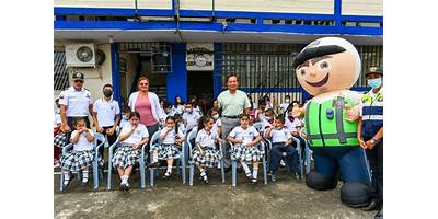 ESCUELA DE EDUCACION BASICA PDTE. JAIME ROLDOS AGULERA