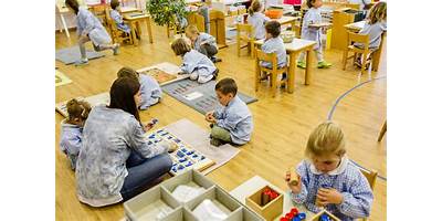 ESCUELA DE EDUCACIÓN MONTESSORI