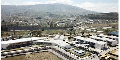EXTENSIÓN DE LA UNIDAD EDUCATIVA SAN PIO X BAÑOS DE AGUA SANTA