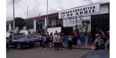 UNIDAD EDUCATIVA 17 DE ABRIL
