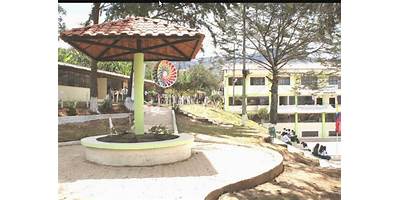 UNIDAD EDUCATIVA CARIAMANGA