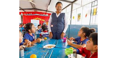 UNIDAD EDUCATIVA CARLOS MONTUFAR