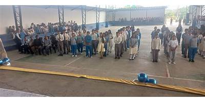 UNIDAD EDUCATIVA CHUWITAYU