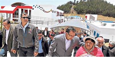UNIDAD EDUCATIVA DEL MILENIO INTERCULTURAL SALINAS