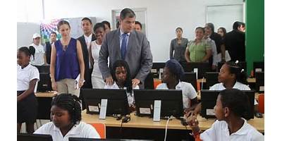 UNIDAD EDUCATIVA DEL MILENIO SIMON PLATA TORRES