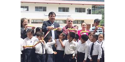 UNIDAD EDUCATIVA DOCE DE OCTUBRE