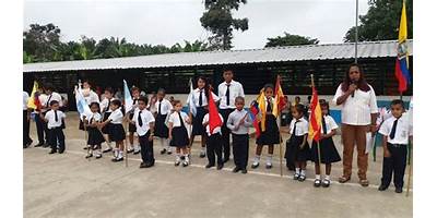 UNIDAD EDUCATIVA EMILIO ESTRADA CARMONA