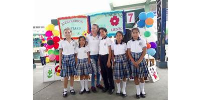UNIDAD EDUCATIVA FISCAL MEDARDO MORA SIERRA