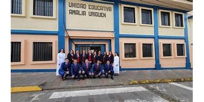UNIDAD EDUCATIVA FISCOMISIONAL AMALIA URIGÜEN