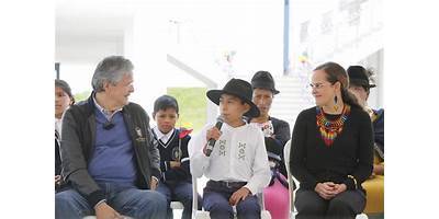 UNIDAD EDUCATIVA INTERCULTURAL BILINGUE DOLORES CACUANGO