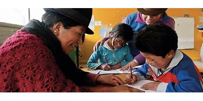 UNIDAD EDUCATIVA INTERCULTURAL BILINGÜE LLANGAHUA