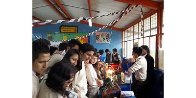 UNIDAD EDUCATIVA LA FONTAINE