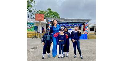 UNIDAD EDUCATIVA RAMÓN MONCAYO BENÍTEZ