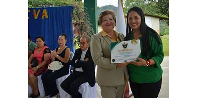 UNIDAD EDUCATIVA RÍO ZAMORA