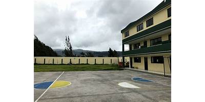 UNIDAD EDUCATIVA SALCEDO