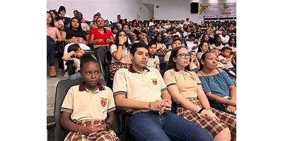 CENTRO EDUCATIVO COMUNITARIO INTERBILINGUE JOSE LEONARDO ILLANES VARGAS