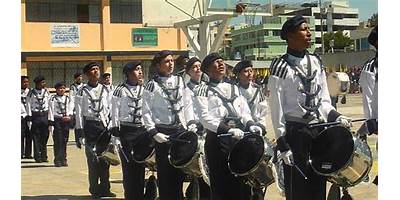 ESCUELA DE EDUCACIÓN BÁSICA 15 DE OCTUBRE