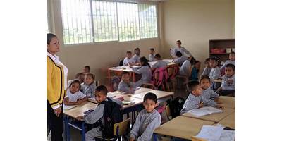 ESCUELA DE EDUCACION BASICA 20 DE MAYO