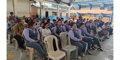ESCUELA DE EDUCACIÓN BASICA AMAZONAS