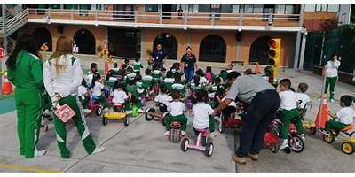 ESCUELA DE EDUCACIÓN BÁSICA CAMINO REAL