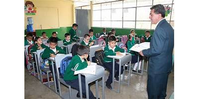 ESCUELA DE EDUCACION BASICA CARIAMANGA