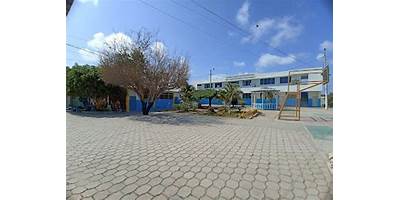 ESCUELA DE EDUCACION BASICA CRISTOBAL COLON