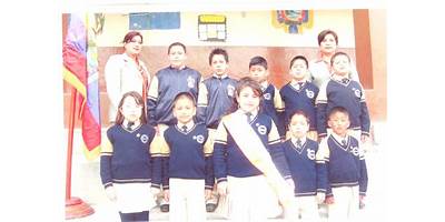 ESCUELA DE EDUCACIÓN BÁSICA DANIEL MUÑOZ SERRANO