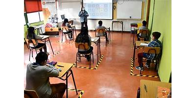 ESCUELA DE EDUCACION BASICA HERNANDO DE MAGALLANES