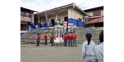 ESCUELA DE EDUCACIÓN BÁSICA HORTENCIA MOSCOSO DE BURBANO