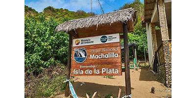ESCUELA DE EDUCACION BASICA ISLA DE LA PLATA