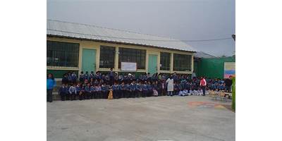 ESCUELA DE EDUCACION BASICA LEONIDAS PLAZA GUTIERREZ