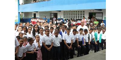 ESCUELA DE EDUCACION BASICA LEOPOLDINA MEDINA REINA