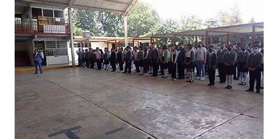 ESCUELA DE EDUCACION BASICA LIC FLODUARDO LEON ALBAN