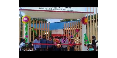 ESCUELA DE EDUCACION BASICA LIDICE LARREA LOOR