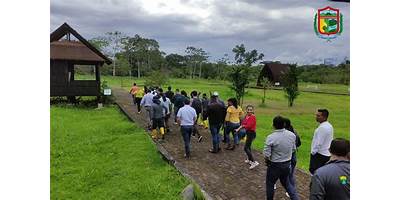 ESCUELA DE EDUCACIÓN BÁSICA LUZ DE SELVA