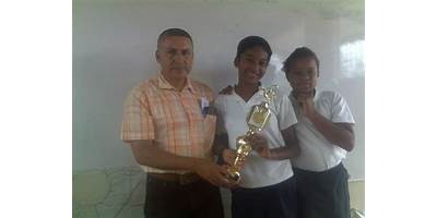 ESCUELA DE EDUCACIÓN BÁSICA MACLOVIO VELASCO