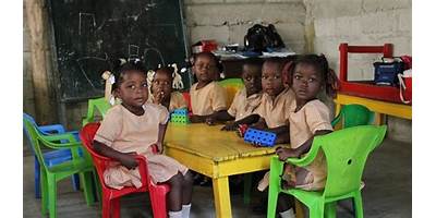 ESCUELA DE EDUCACION BASICA NIÑO DE HAITI