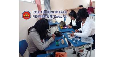 ESCUELA DE EDUCACIÓN BÁSICA PCEI FELICIANA MAMALLACTA